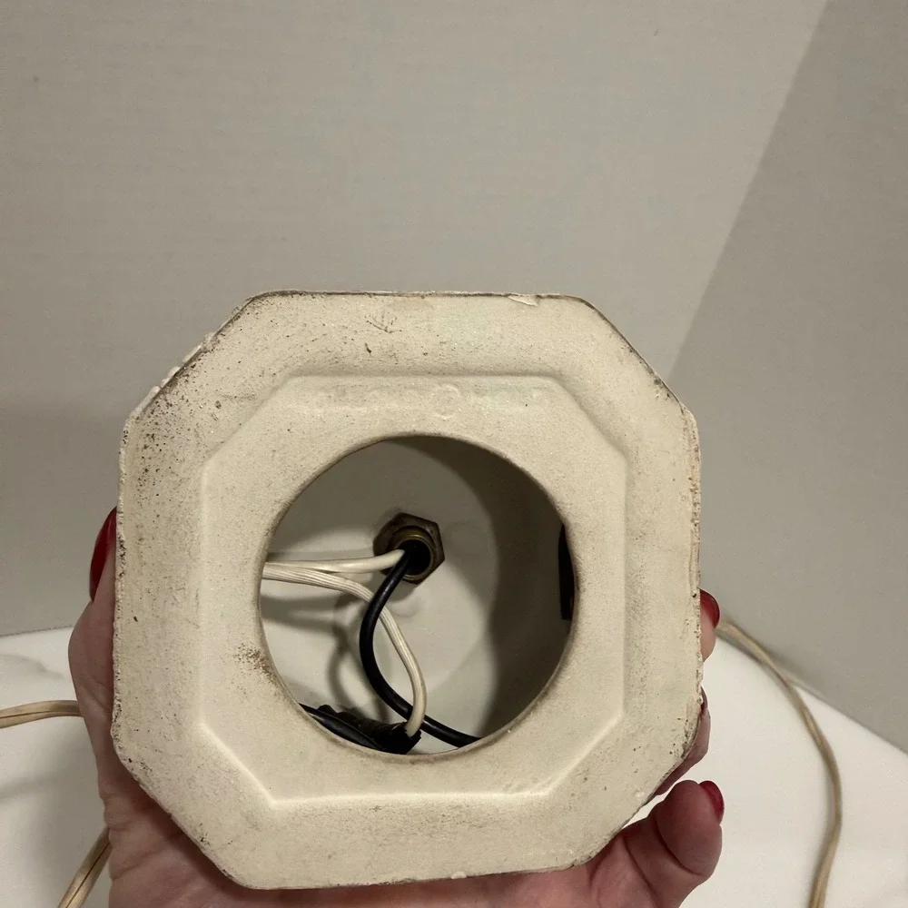 Holland Mold description vtg